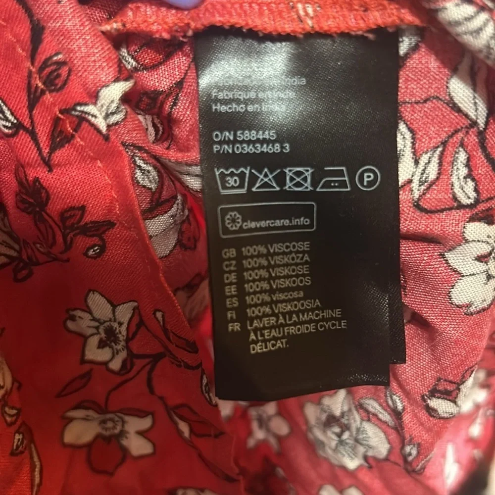 H&M Divided Women’s Romper Floral Sleeveless Spaghetti Strap Size 6